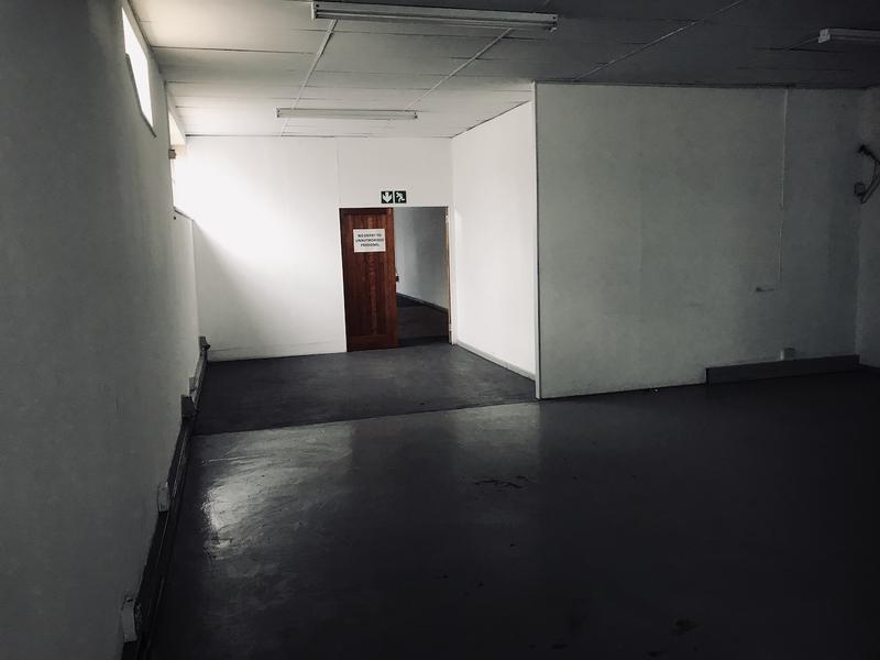 To Let Commercial Property for Rent in Paarden Eiland Western Cape